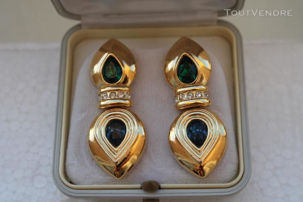 Boucles pour Oreilles perc&eacute;es NEUVES Ht 4,5 cm -50%
Bijoux et montres