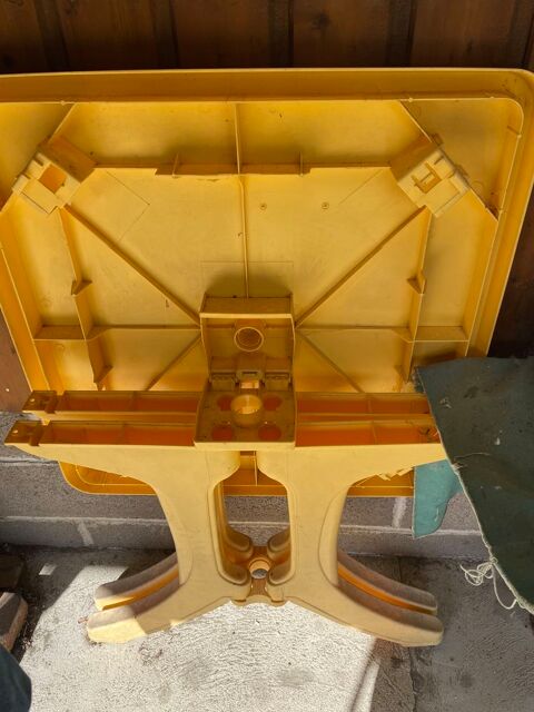 Salon de Jardin 100 La Neuville-au-Pont (51)