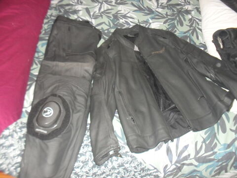blouson moto jamais servi 300 Taiz�-Aizie (16)