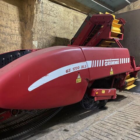 Arracheuse GRIMME de pomme de terre 1 59470 Bollezeele
