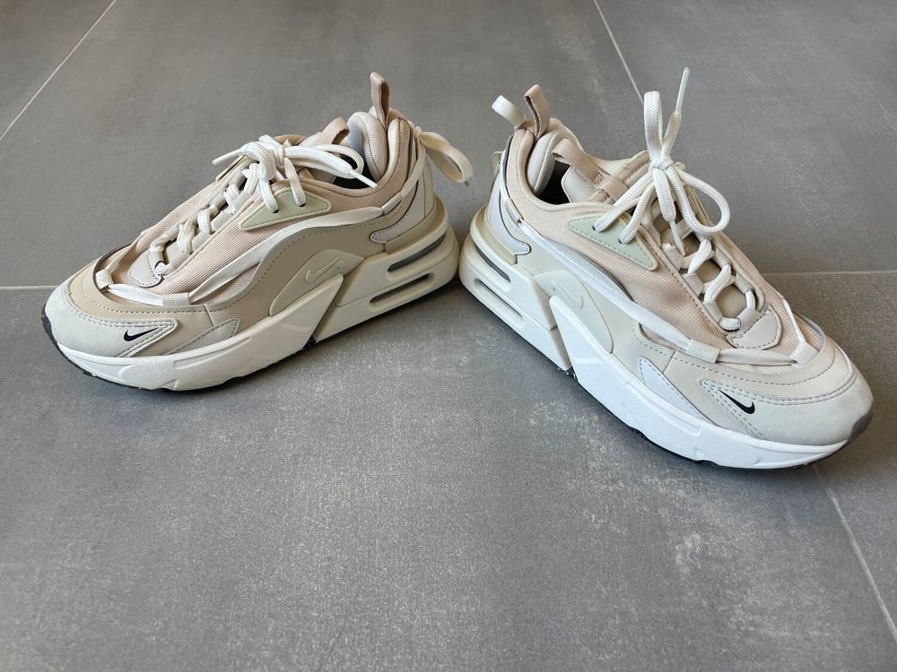 Air Max Furyosa beige Chaussures