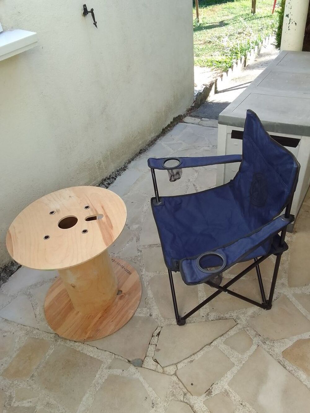 Chaises pliantes et tables d'appoint Meubles