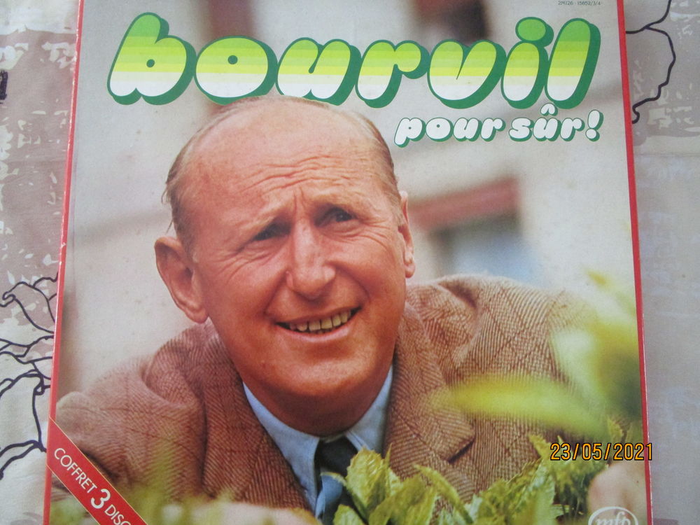 lot album de vinyles + disque 33tr de BOURVIL CD et vinyles