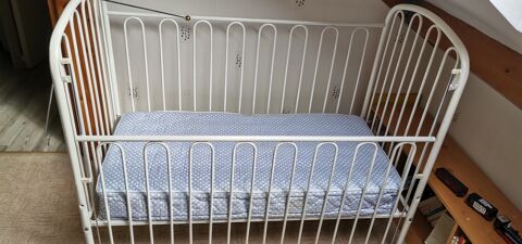 Petit lit en acier 50 Nevers (58)