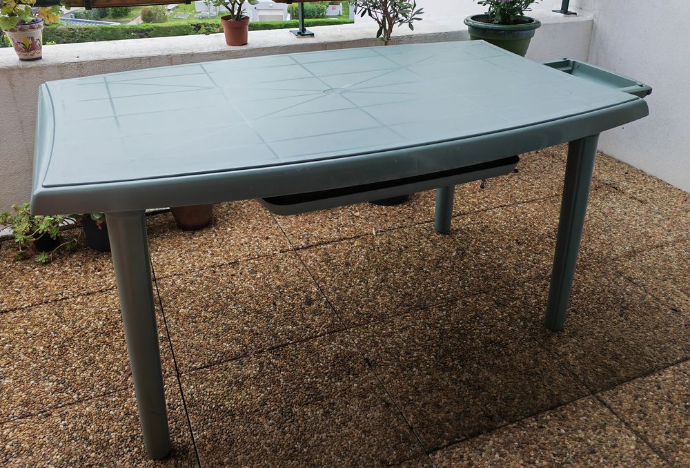 Salon de jardin table + 8 Chaises Jardin