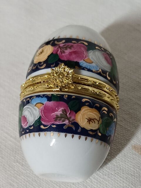 Bote  bijoux type oeuf de Faberg miniature 8 Chauriat (63)