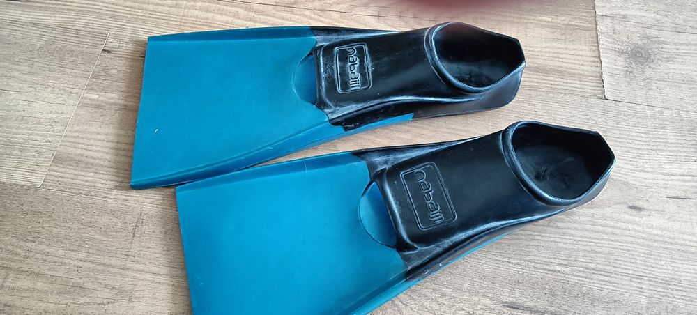 Palmes de natation taille 40/41 Sports