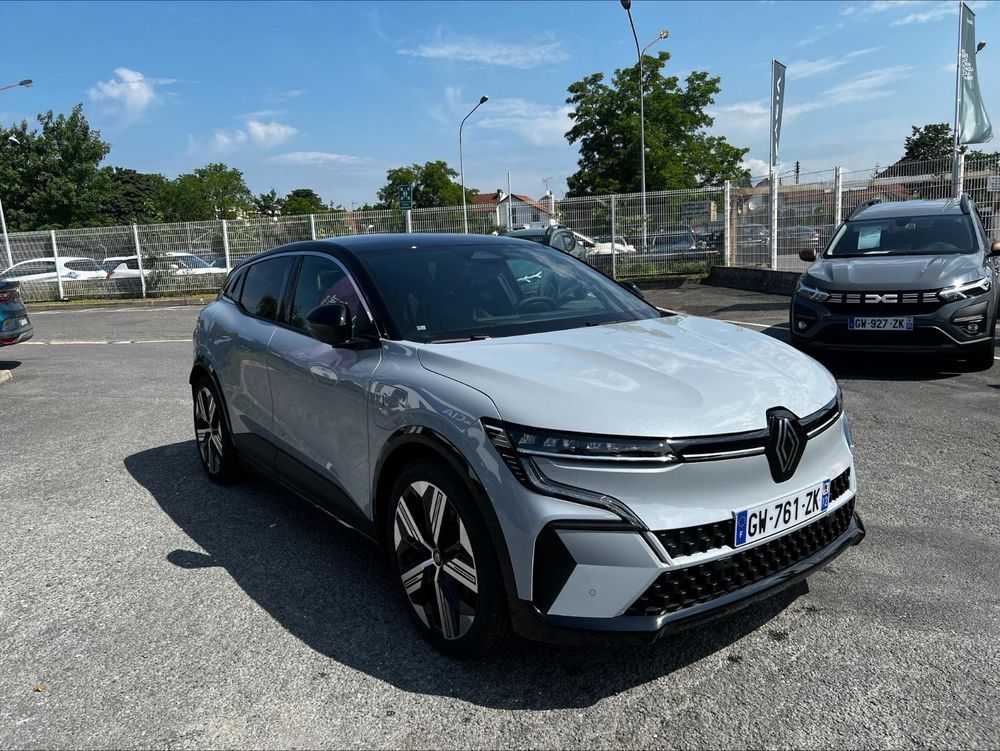 M&eacute;gane Megane E-Tech 220 ch autonomie confort AC22 Iconic 2024 occasion 95220 Pierrelaye
