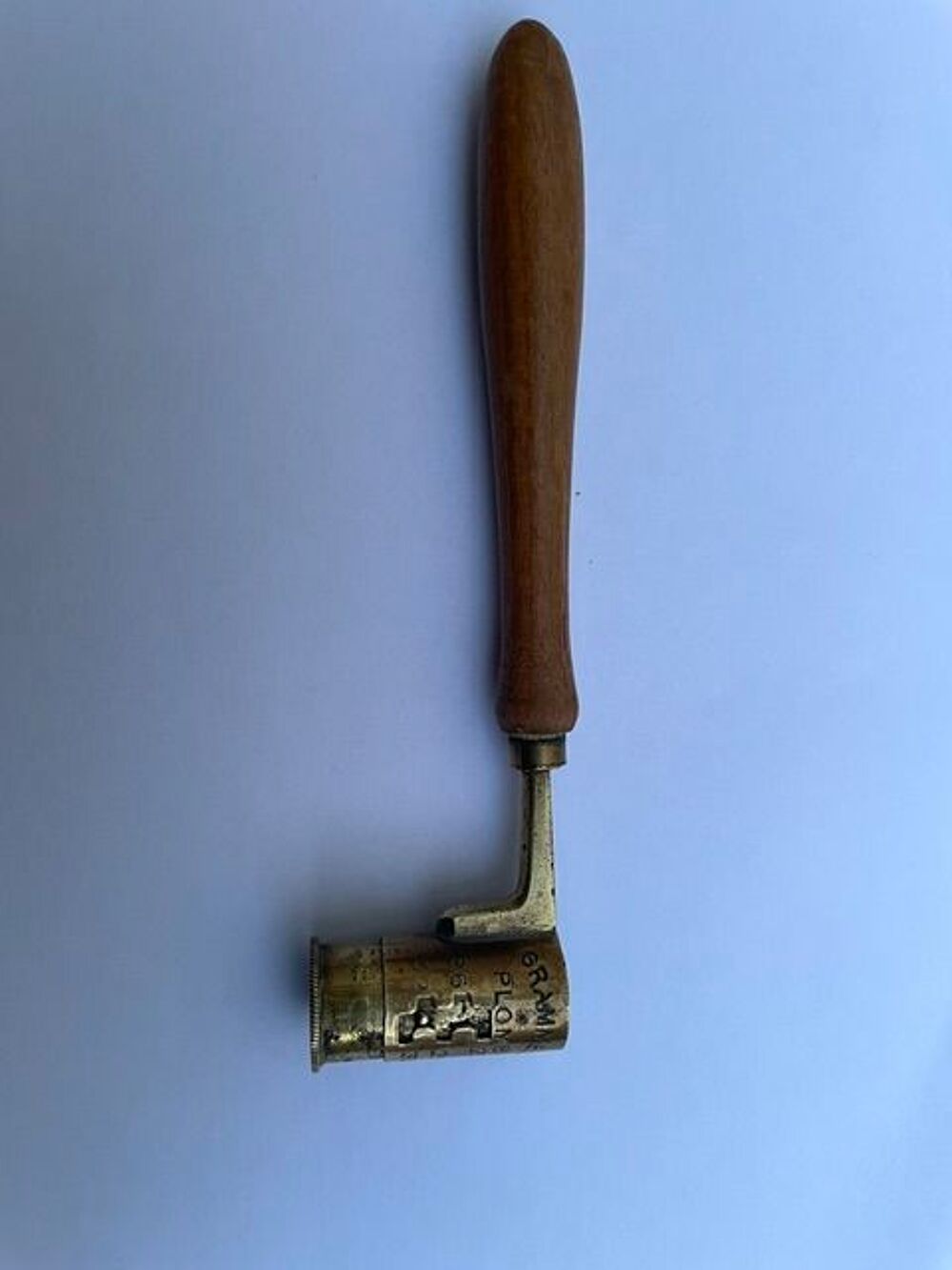 Ancien doseur &agrave; poudre et plomb HN avec poin&ccedil;on ancre marine 