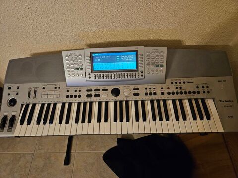 Synth�tiseur-arrangeur TECHNICS 599 Biesheim (68)