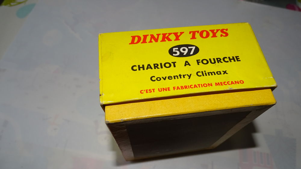 
V 52 DINKY TOYS
CHARIOT A FOURCHE 
Coventry Climax
Jeux / jouets