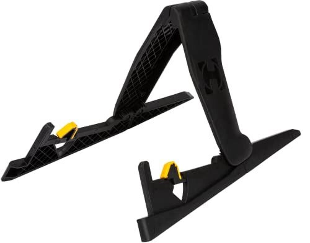Guitare acoustique, 01 Accordeur, 01 Support, 01 Housse 
Instruments de musique