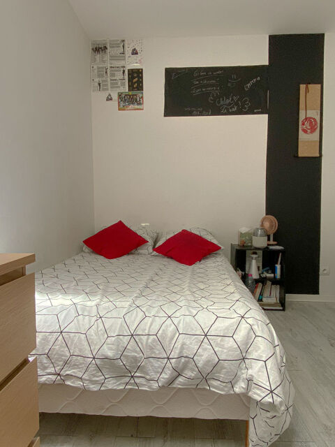  Chambre � louer 1 pi�ce 9 m� Aimargues