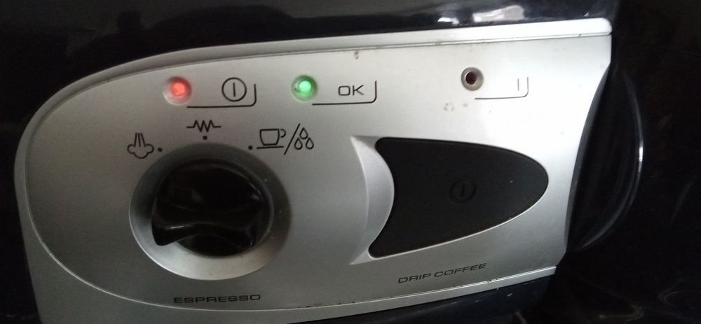 Cafeti&egrave;re delonghi Electroménager