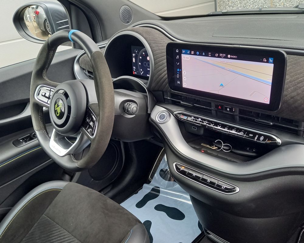 500 ADML/AMBIENT/CAMERA/NAVI/PDC/18 2024 occasion BE-8900 Ieper (Ypres)