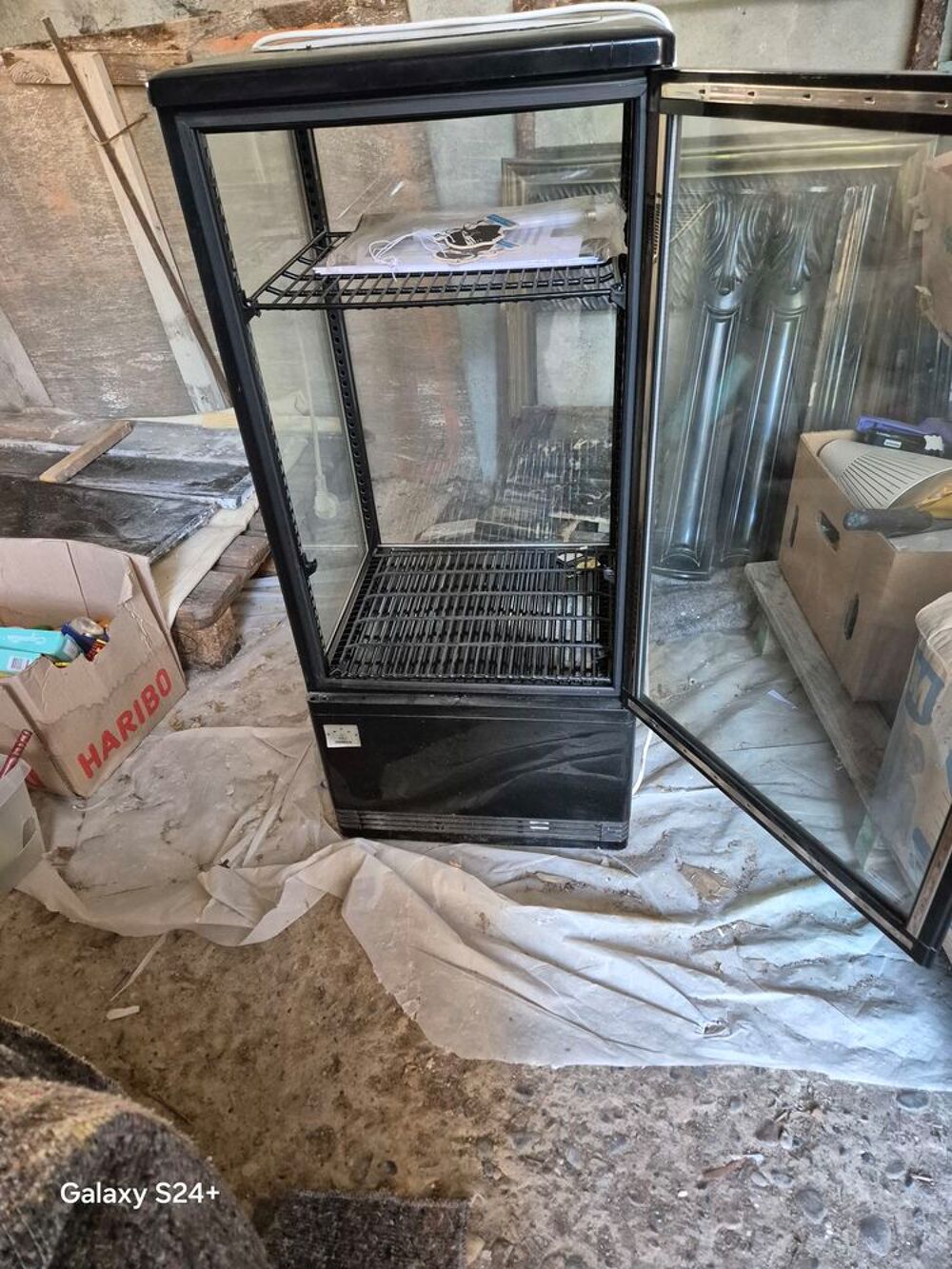 VITRINE REFRIGEREE Electroménager