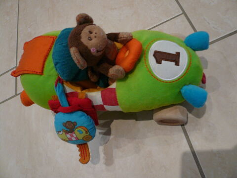 Voiture Basile Lilliputiens / Jouet 1er ge 18 Franqueville-Saint-Pierre (76)