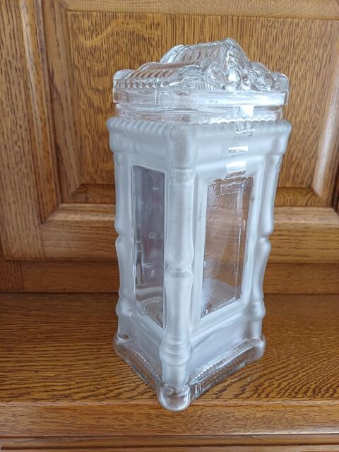 Bonbonnire ancienne 10 Montmorillon (86)