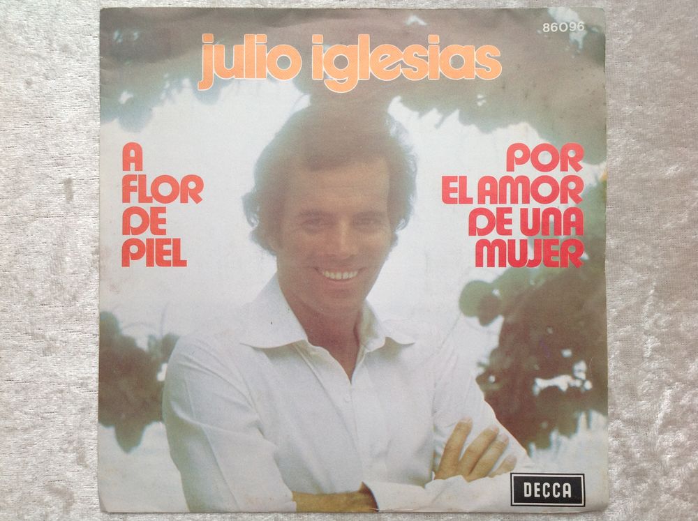 JULIO IGLESIAS A FLOR DE PIEL CD et vinyles