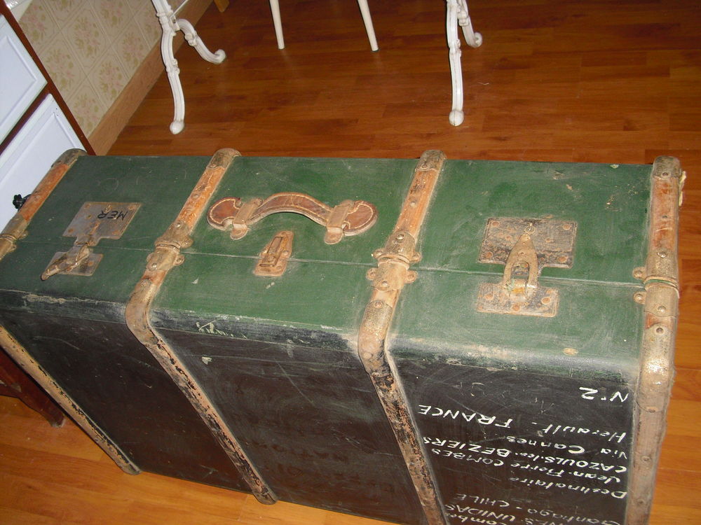 BELLE valise EN BOIS ANCIENNE, gravure, mod&egrave;les r&eacute;duits etc 