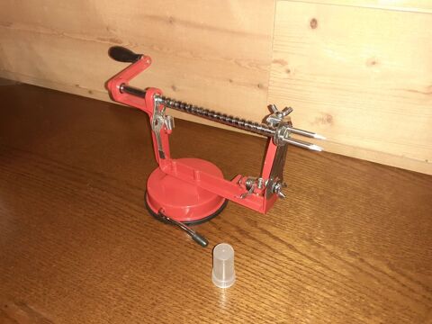 Epluche pommes 10 Fourchambault (58)