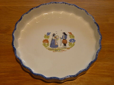 Plat c�ramique d�cor bretons 8 Clermont-l'H�rault (34)