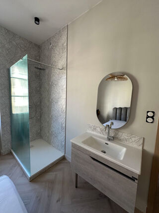  Appartement à louer 2 pièces 34 m²