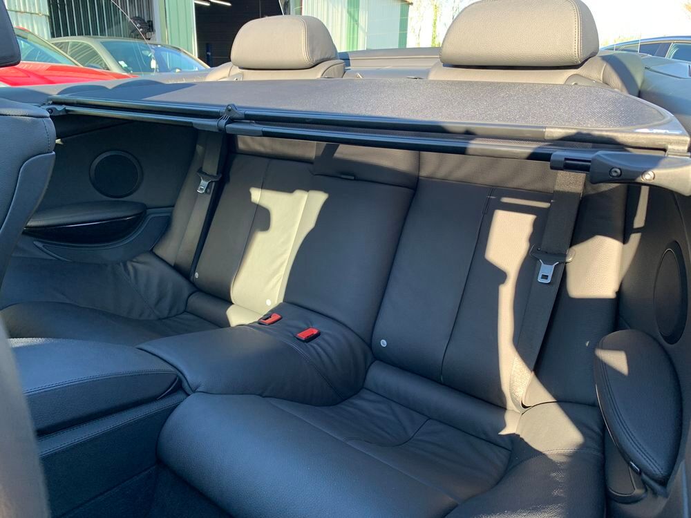 S&eacute;rie 6 630i Cab 272ch Luxe A 2008 occasion 01240 Marlieux