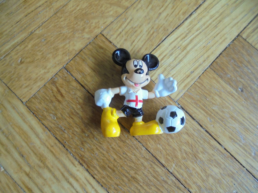 Lot foot (28a) Jeux / jouets