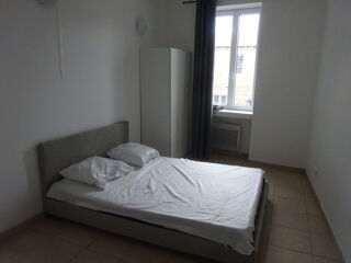  Appartement à louer 2 pièces 46 m²