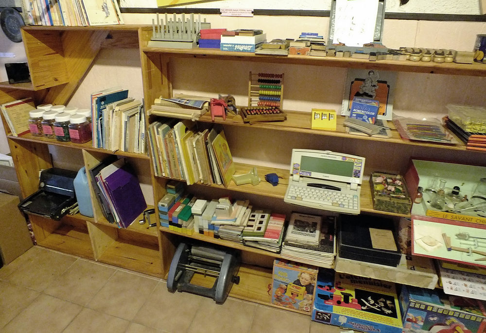 Mat&eacute;riel scolaire, ann&eacute;es 50-80 Jeux / jouets