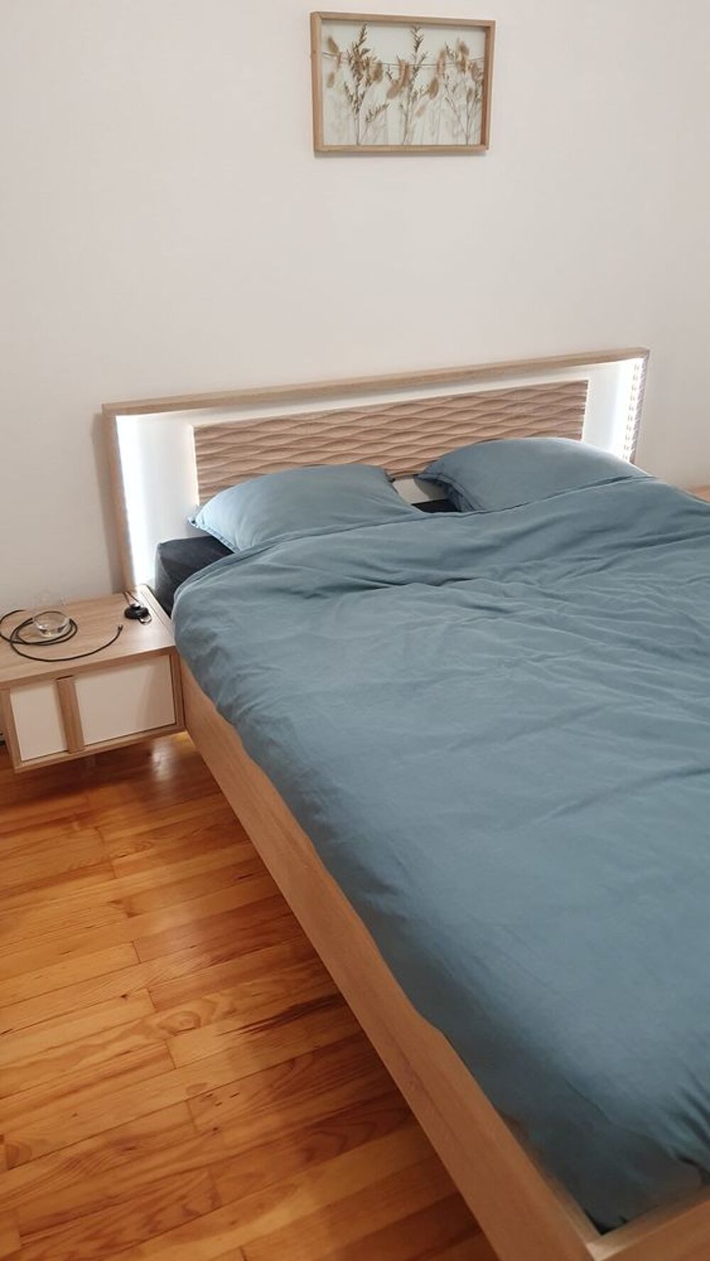Chambre r&eacute;cente Meubles