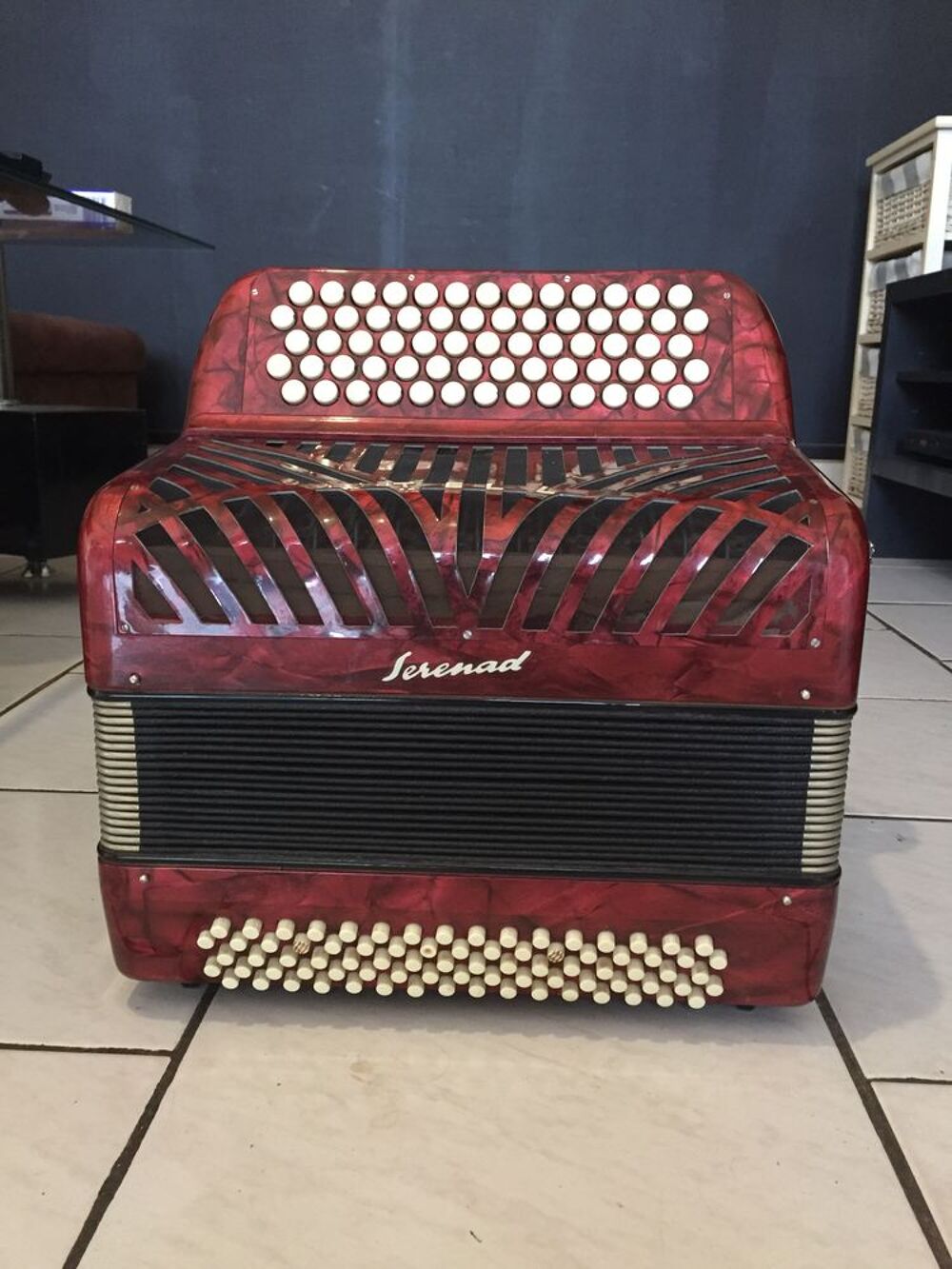 Accord&eacute;on basse chromatique Instruments de musique