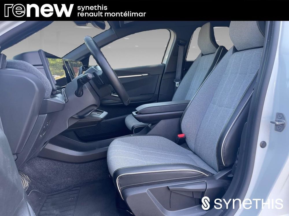 M&eacute;gane Megane E-Tech EV60 220 ch super charge Techno 2023 occasion 26200 Mont&eacute;limar