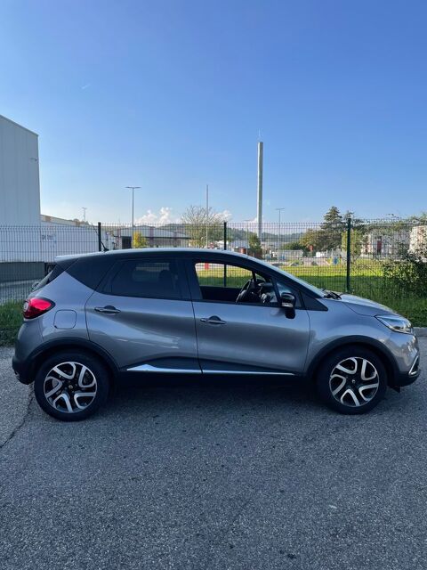 Renault Captur TCe 90 Energy Business 2016 occasion Saint-Etienne 42100