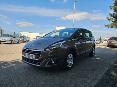 Annonce voiture Peugeot 5008 9990 €