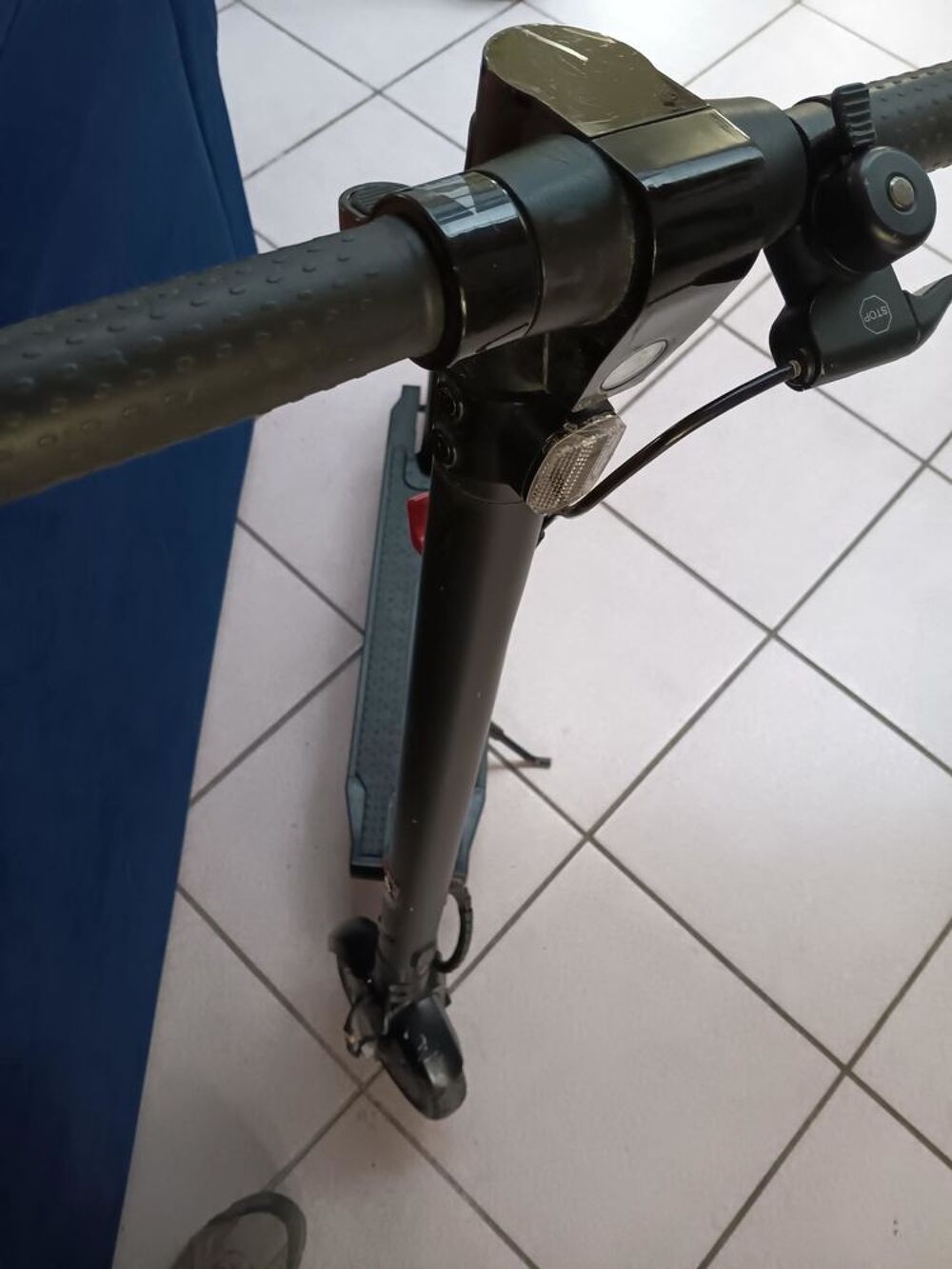 Trottinette &eacute;lectrique pour pi&egrave;ces Sports