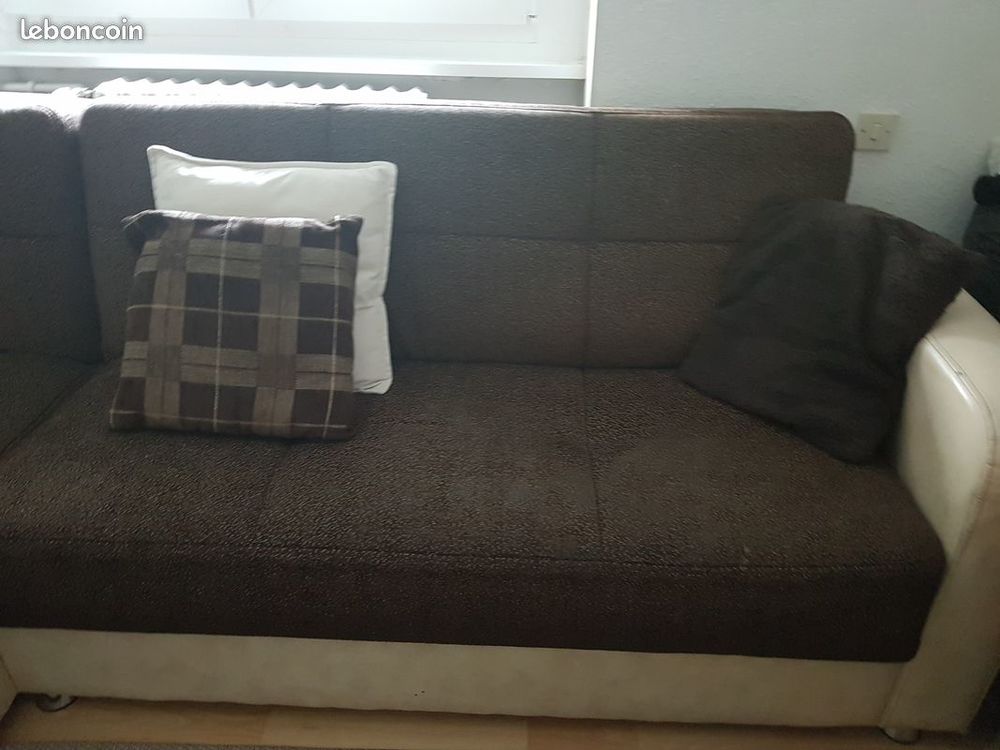 Canape bon etat et confortable Meubles