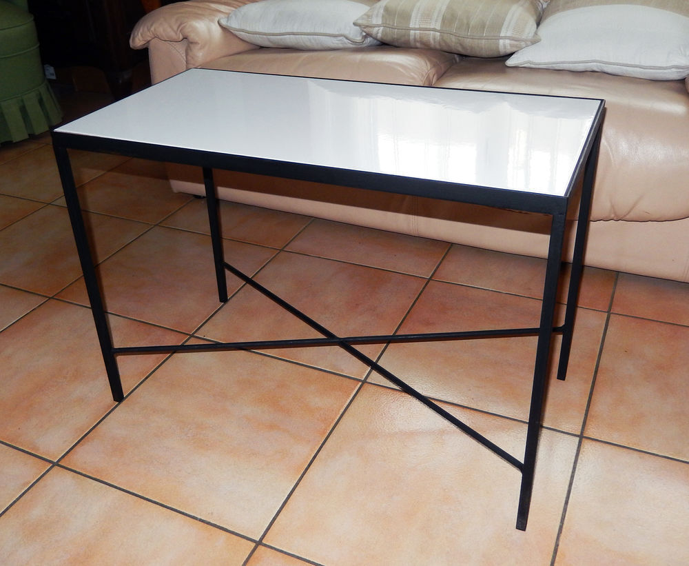Table basse acier forg&eacute; et c&eacute;ramique Meubles