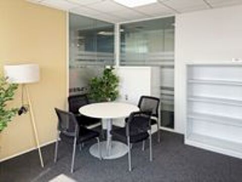   Réservez un espace de bureau ouvert pour les entreprises de toutes tailles à Fontenay-Sous-Bois Val de Fontenay  