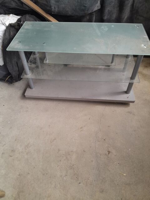 Table base 30 Garges-lès-Gonesse (95)
