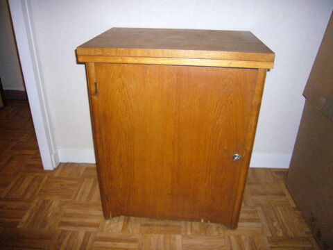 Machine  coudre omnia 99 Plaisir (78)