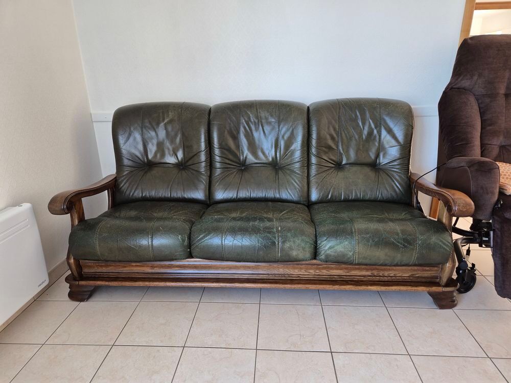 Canap&eacute; cuir 3 personnes Meubles