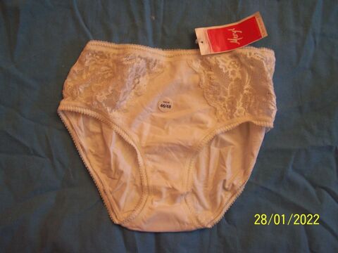 Culotte Taille 46/48 MERYL (galeries Lafayettes) 25 Issy-les-Moulineaux (92)