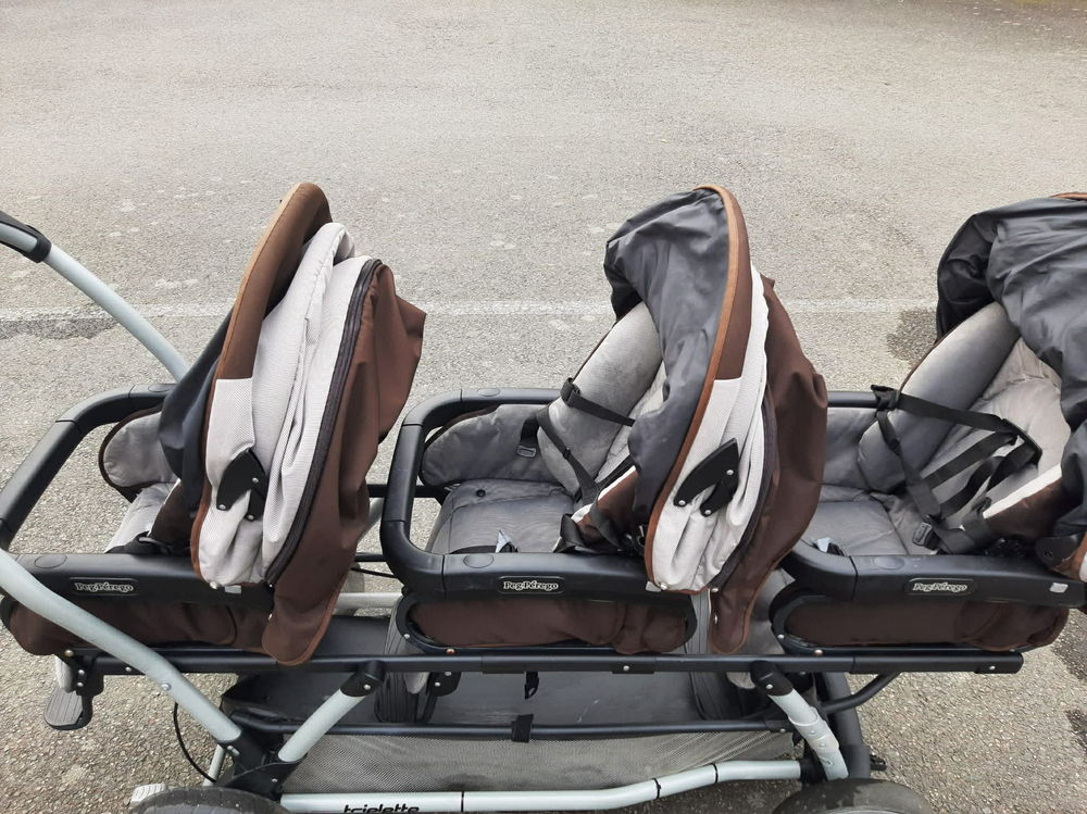 Poussette triple Peg Perego bon &eacute;tat Puériculture