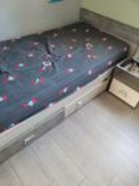 Chambre enfant type industriel 230 Vitrey (54)