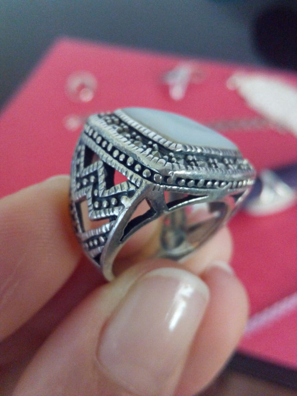 Bague en argent et pierres naturelles Bijoux et montres