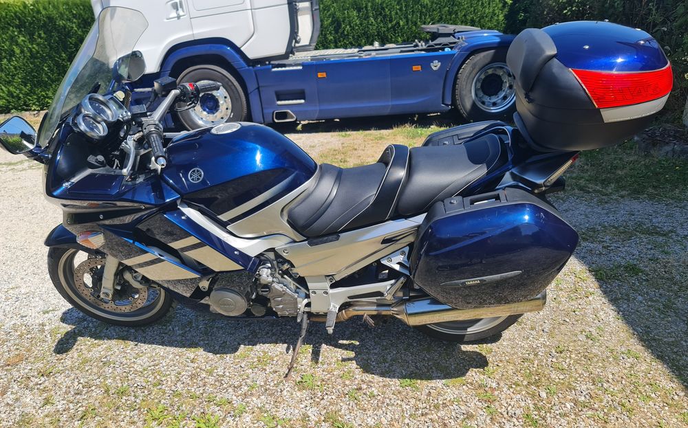 YAMAHA 2006 occasion 19110 Bort-les-Orgues