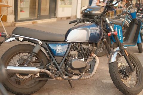 Moto DIVERS 2020 occasion Paris 75011