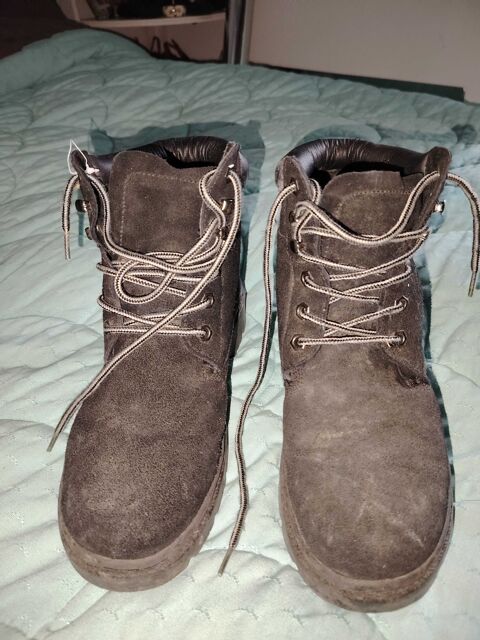 BOTINES FEMME 41 5 Revest-les-Roches (06)